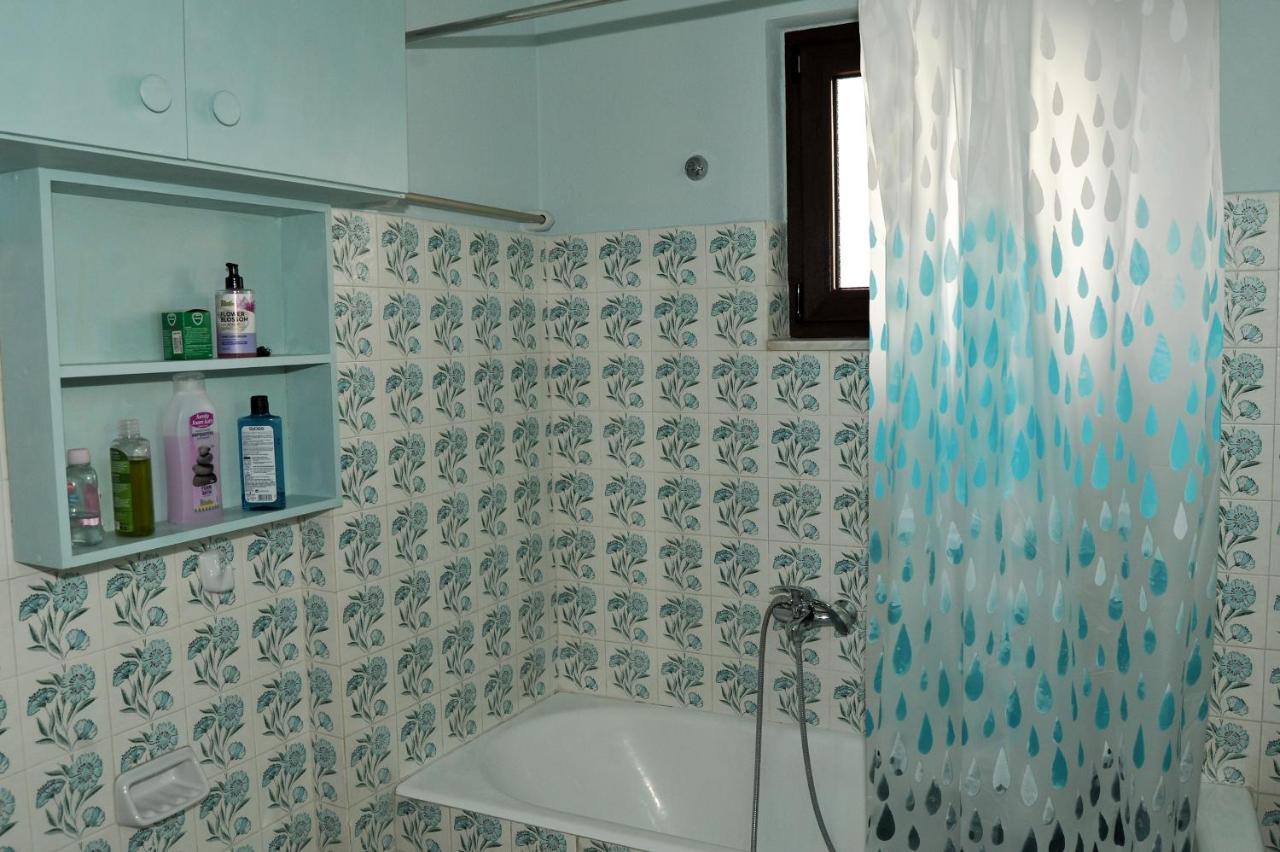 فيلا Ananta House كالامباكا المظهر الخارجي الصورة